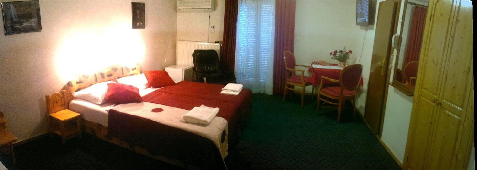 Hotel Silvester แซเคลียนาโกเรนสเคม ภายนอก รูปภาพ